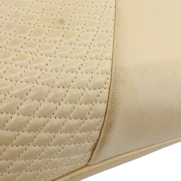BALLY shoulder bag in beige quilted leather